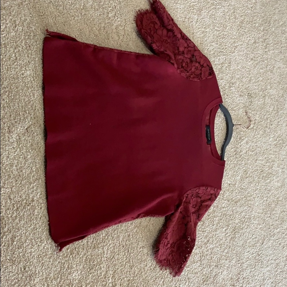 Beautiful sweater with lace